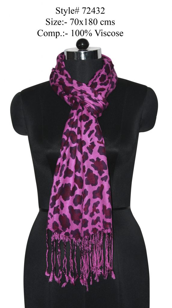 ANIMAL SKIN DESIGN PRINTED STOLE IN SOFT VISCOSE FABRIC WITH TWILL KNOT FRINGES	